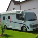 Abdeckplane für Wohnmobile, Wohnwagen und Caravan